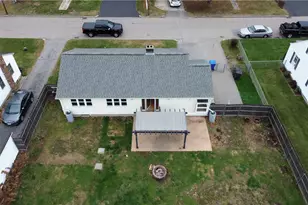 25 Winslow St, East Providence, RI 02915 - Photo 26
