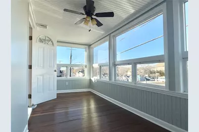 1037 Cass Avenue, Woonsocket, RI 02895 - Photo 10