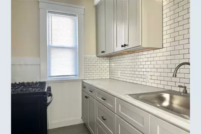 998 Cass Avenue #2, Woonsocket, RI 02895 - Photo 6