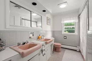 165 Merry Mount Dr, Warwick, RI 02888 - Photo 10