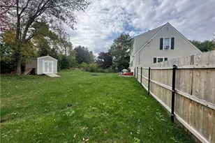 5 Circlewood Dr, Coventry, RI 02816 - Photo 36