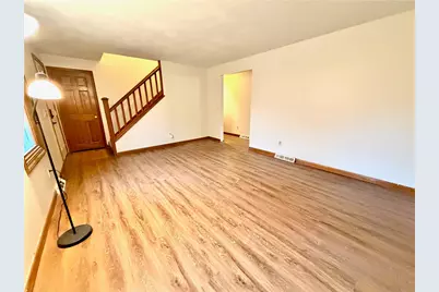 5 Circlewood Drive, Coventry, RI 02816 - Photo 4