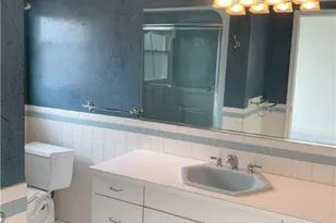 68 Locust St, Providence, RI 02906 - Photo 12