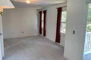 68 Locust St, Providence, RI 02906 - Photo 14