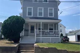 4 Jay St, Westerly, RI 02891 - Photo 2
