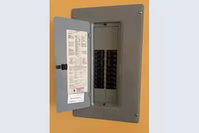 200 Woodlawn Avenue #201, North Providence, RI 02904 - Photo 14