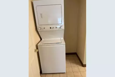 200 Woodlawn Avenue #201, North Providence, RI 02904 - Photo 8