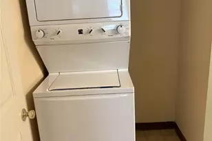 200 Woodlawn Ave, North Providence, RI 02904 - Photo 8