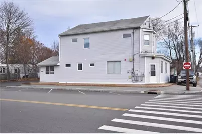 800 Oakland Beach Avenue #b, Warwick, RI 02889 - Photo 8