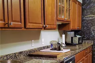 102 Broadway, Newport, RI 02840 - Photo 6