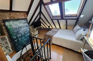 35 Pelham St, Newport, RI 02840 - Photo 14