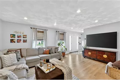 5 Pine Hollow Road, West Warwick, RI 02893 - Photo 8