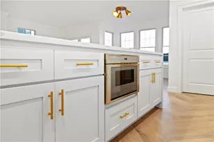 114 E Pt Dr, East Providence, RI 02916 - Photo 28