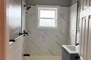 784 York Ave, Pawtucket, RI 02861 - Photo 6