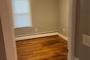 784 York Ave, Pawtucket, RI 02861 - Photo 8