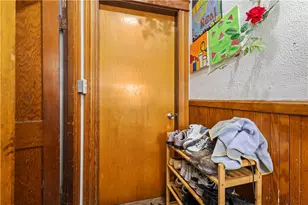 31 Bowdoin St, Providence, RI 02909 - Photo 16