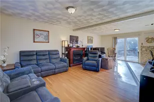 918 Saugatucket Rd, South Kingstown, RI 02879 - Photo 6
