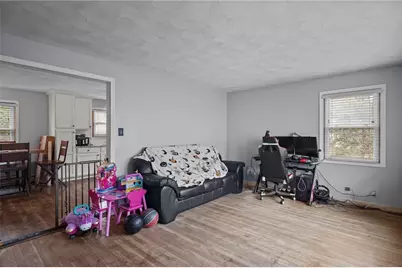 60 Rowley Street, Providence, RI 02909 - Photo 12