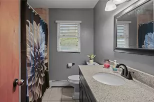 60 Rowley St, Providence, RI 02909 - Photo 16