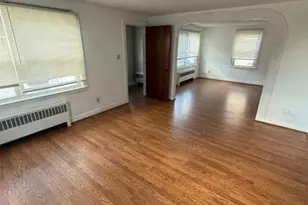 41 Calder St, Pawtucket, RI 02861 - Photo 4