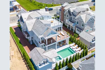 813 Ocean Road, Narragansett, RI 02882 - Photo 2