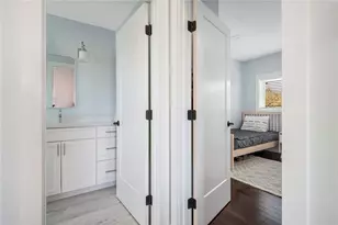 130 Gano St, Providence, RI 02906 - Photo 40