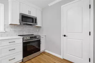 13 Ivy Pl, Lincoln, RI 02865 - Photo 12