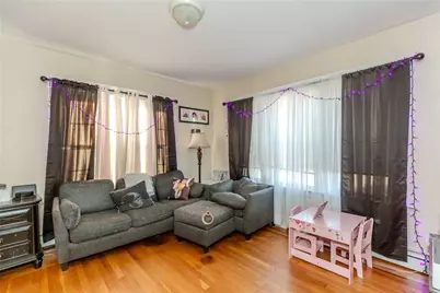 638 Pontiac Avenue, Cranston, RI 02910 - Photo 4