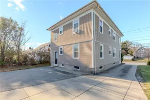 638 Pontiac Ave, Cranston, RI 02910 - Photo 26