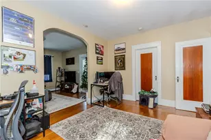 638 Pontiac Ave, Cranston, RI 02910 - Photo 14