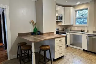 44 Charles St, Newport, RI 02840 - Photo 4