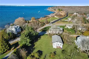 86 Spanker St, Jamestown, RI 02835 - Photo 4