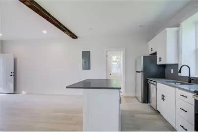 556 East Main Road Road, Middletown, RI 02842 - Photo 6