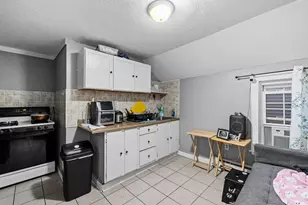 511 High St, Central Falls, RI 02863 - Photo 36