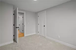 34 Buckley Ave, West Warwick, RI 02893 - Photo 24