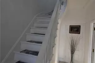 654 Cranston St, Providence, RI 02907 - Photo 20