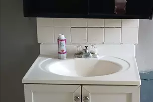 654 Cranston St, Providence, RI 02907 - Photo 30