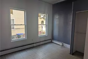 654 Cranston St, Providence, RI 02907 - Photo 6