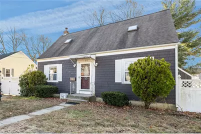 190 Chapmans Avenue, Warwick, RI 02886 - Photo 2
