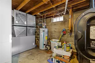 190 Chapmans Ave, Warwick, RI 02886 - Photo 30