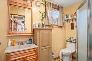 276 Tidewater Dr, Warwick, RI 02889 - Photo 14