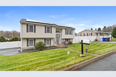 54 Centracchio Street, West Warwick, RI 02893 - Photo 2