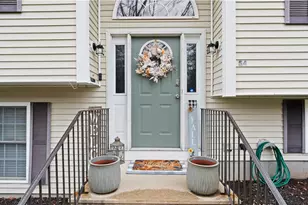 54 Centracchio St, West Warwick, RI 02893 - Photo 4