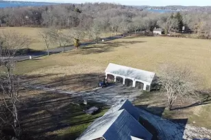 3118 Main Rd, Tiverton, RI 02878 - Photo 1