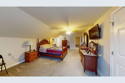 110 Saint Leon Avenue, Woonsocket, RI 02895 - Photo 18