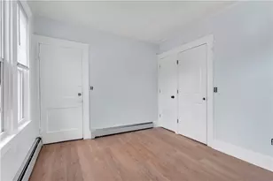 135 Illinois St, Central Falls, RI 02863 - Photo 12