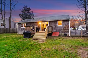 82 Primrose Dr, Warwick, RI 02818 - Photo 28