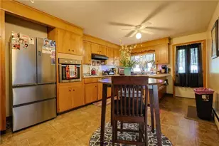 95 Mitris Blvd, Woonsocket, RI 02895 - Photo 22