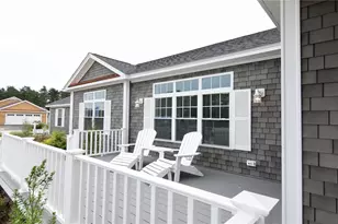 639 S Shore Village Blvd, South Kingstown, RI 02879 - Photo 8