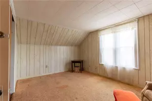 17 Warner St, Newport, RI 02840 - Photo 26